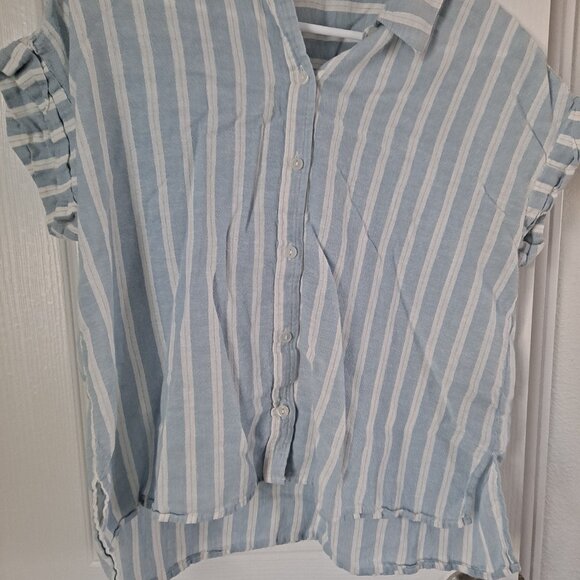 Sanctuary Shirt Womens size m blue & white striped Button Down short Sleeve - Picture 5 of 6